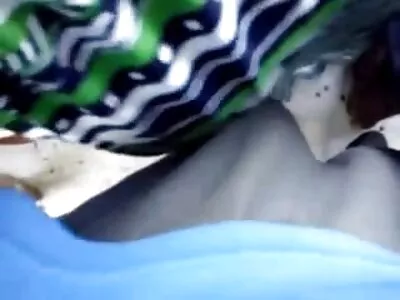 তার এইচডি সেক্স ভিডিও সং বউ খুব জোরে চোদাচ্ছে